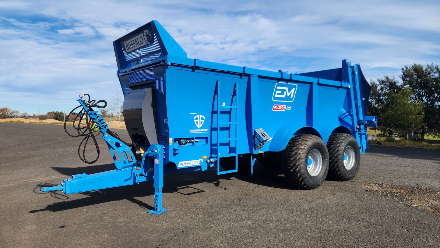 Buffalo RX-1650 Manure Spreader