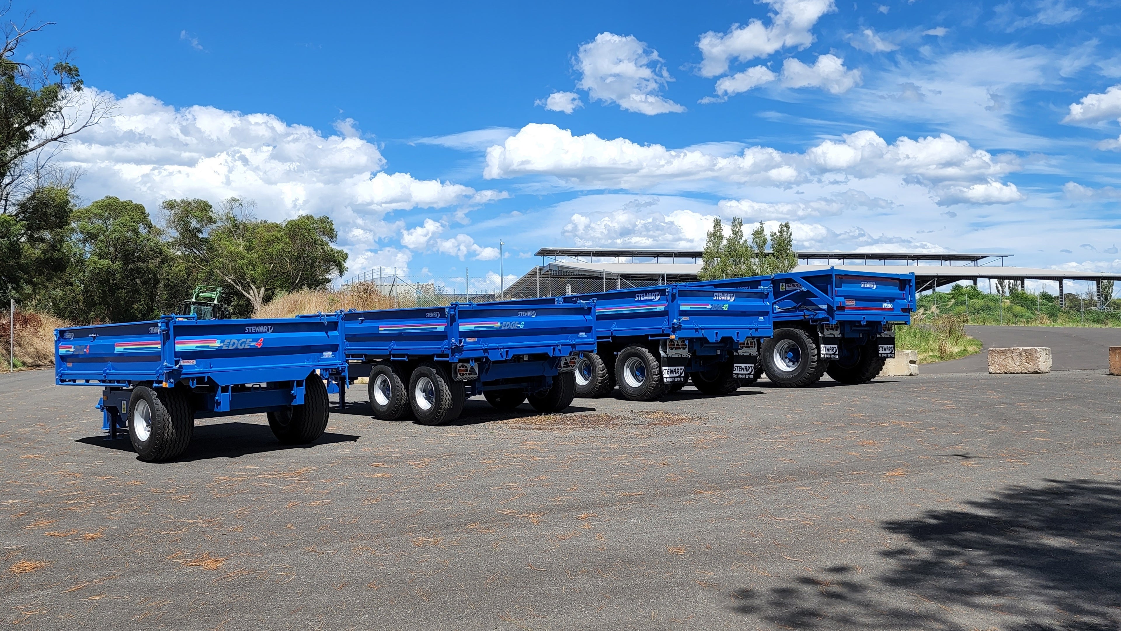 VT-5500 Versatile Farm Trailer - Silage / Grain / Gravel / Hay
