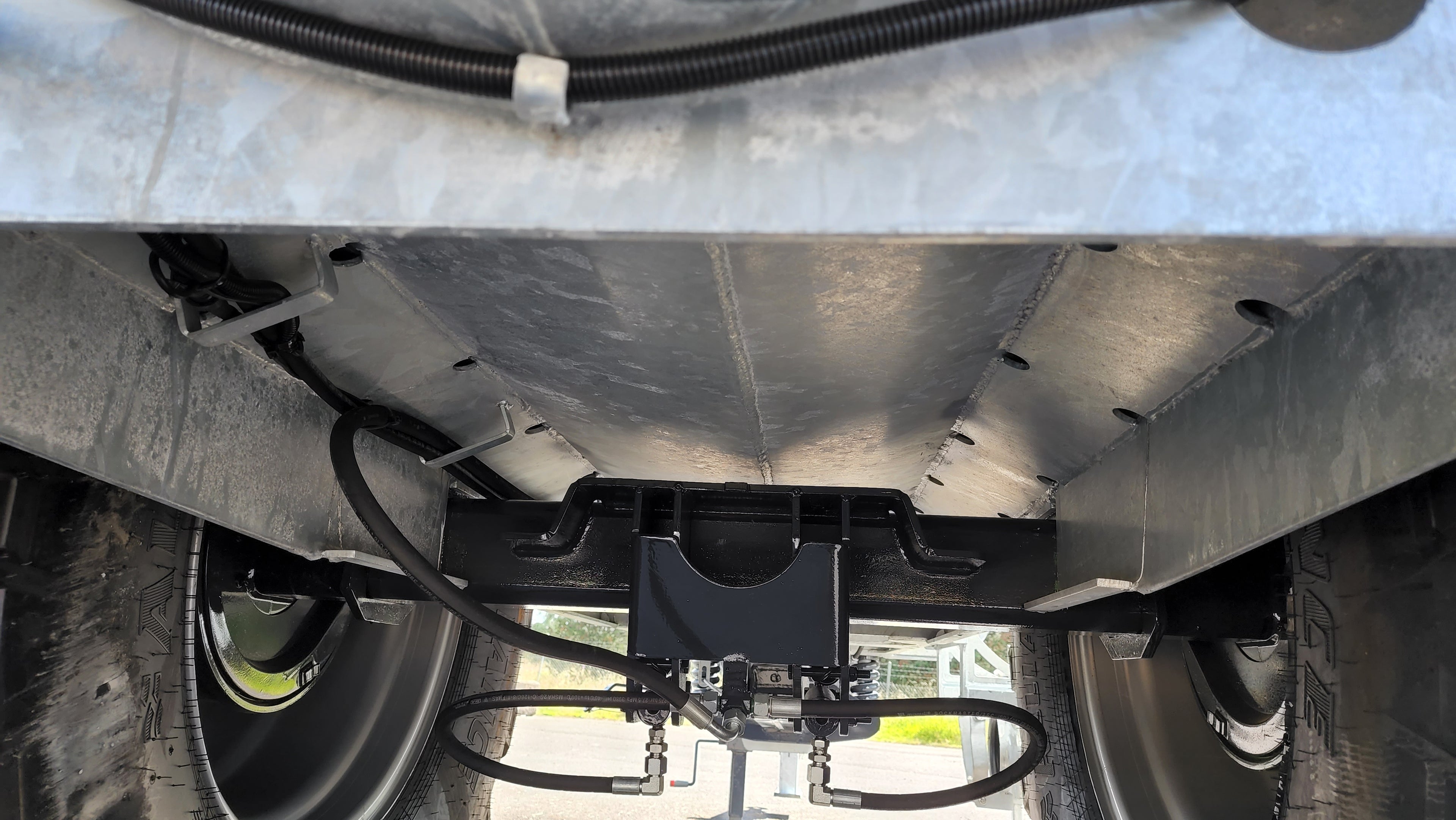 Conor 2500-R Slurry Tanker - Fully Recessed