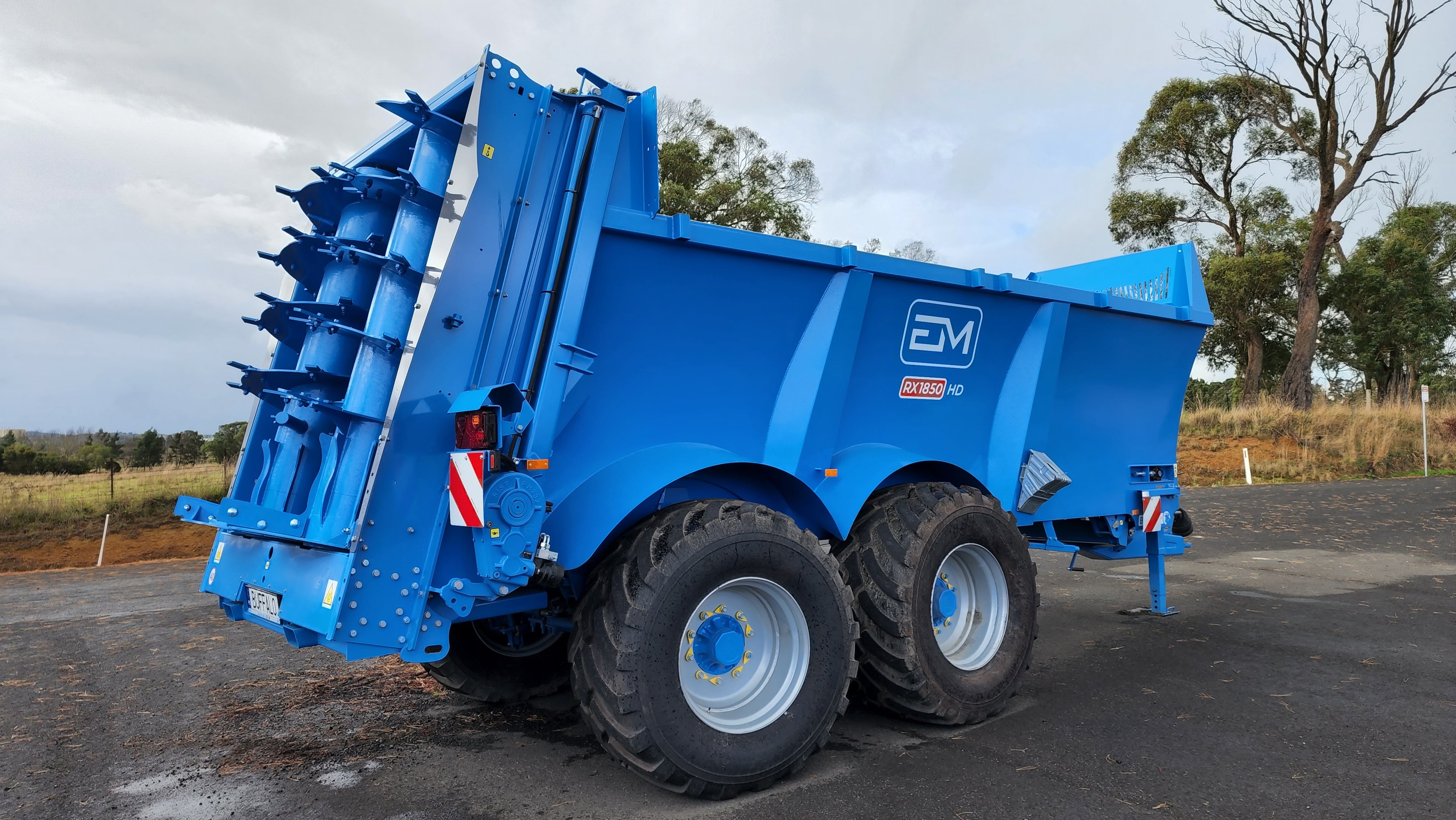 Buffalo RX-1850HD+ (profi) Manure Spreader