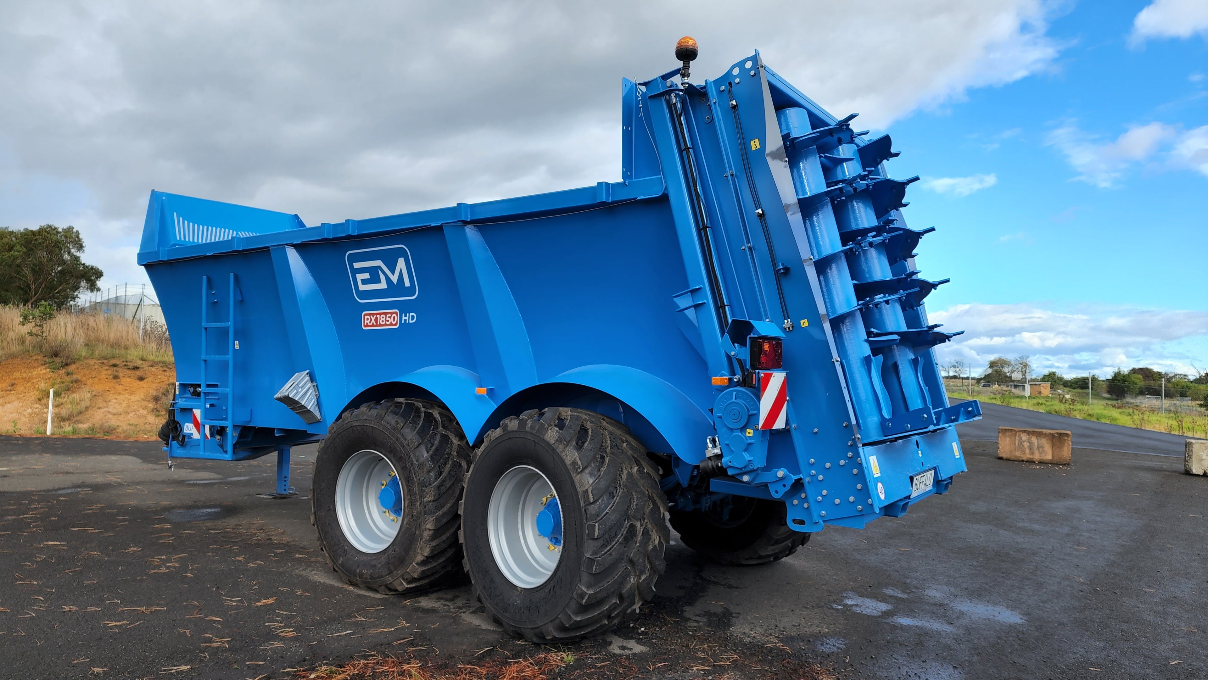 Buffalo RX-1850HD+ (profi) Manure Spreader