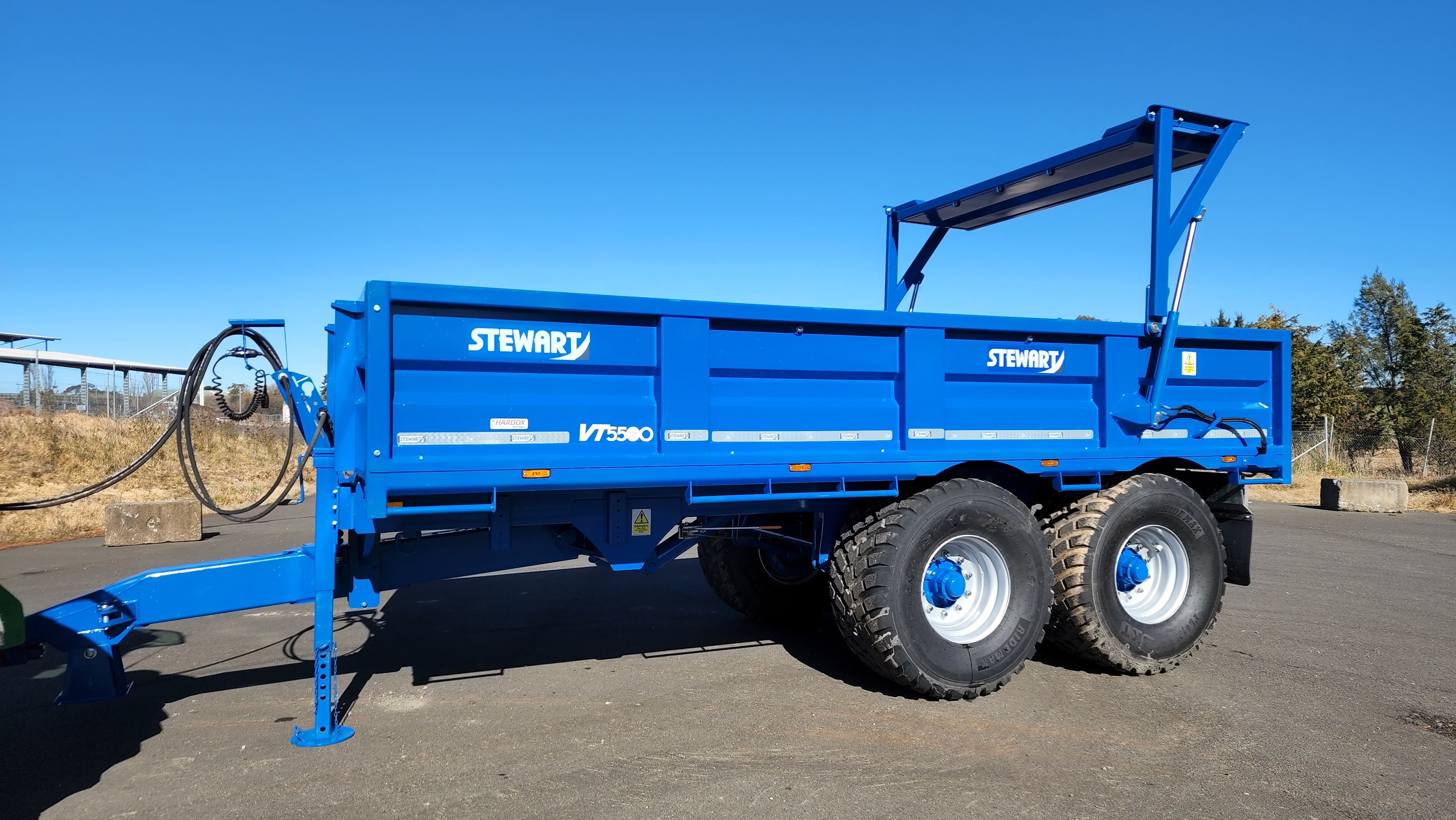VT-5500 Versatile Farm Trailer - Silage / Grain / Gravel / Hay