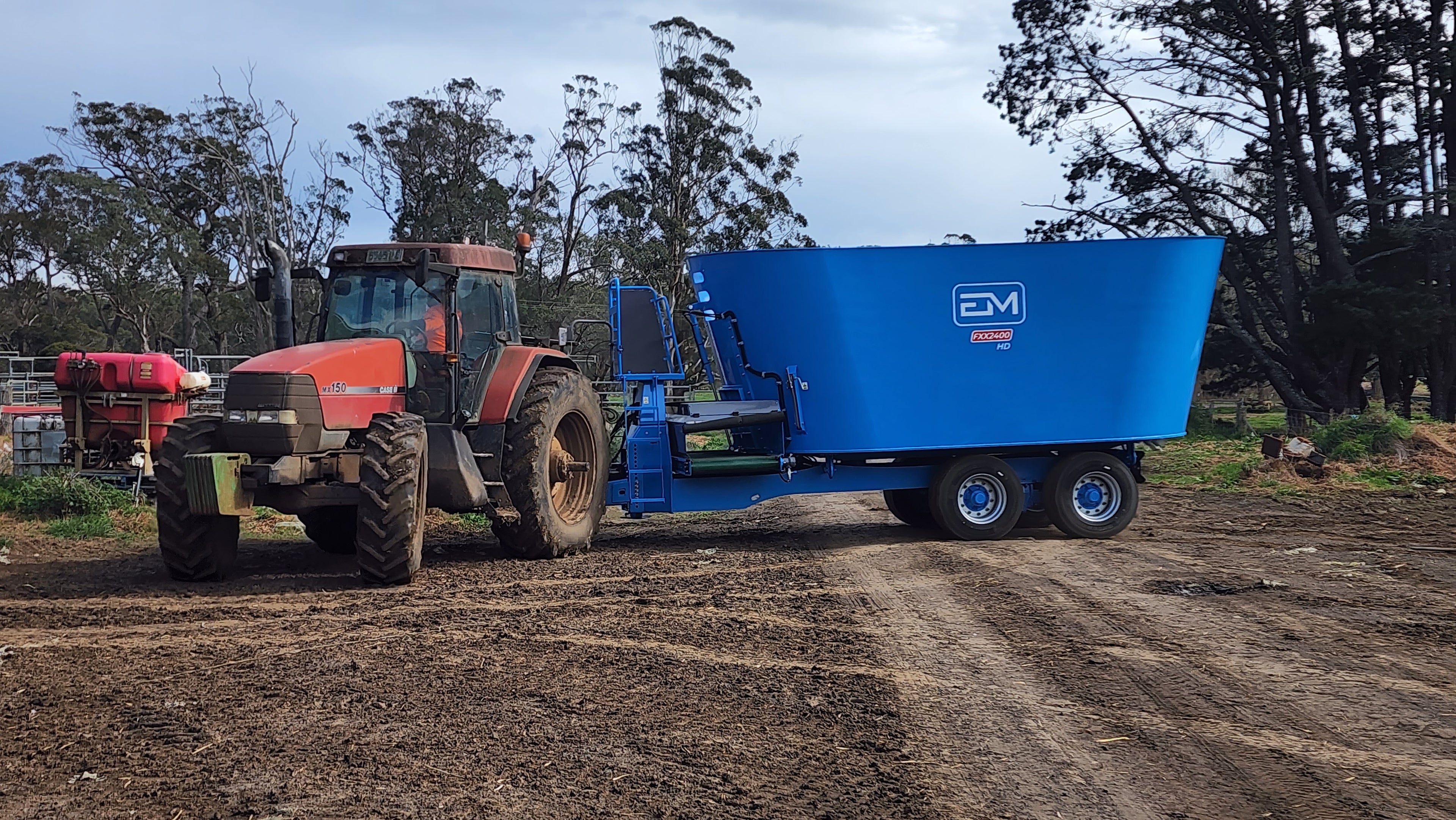 RINO FXX-2400 (24m3) HD+ Feed Mixers