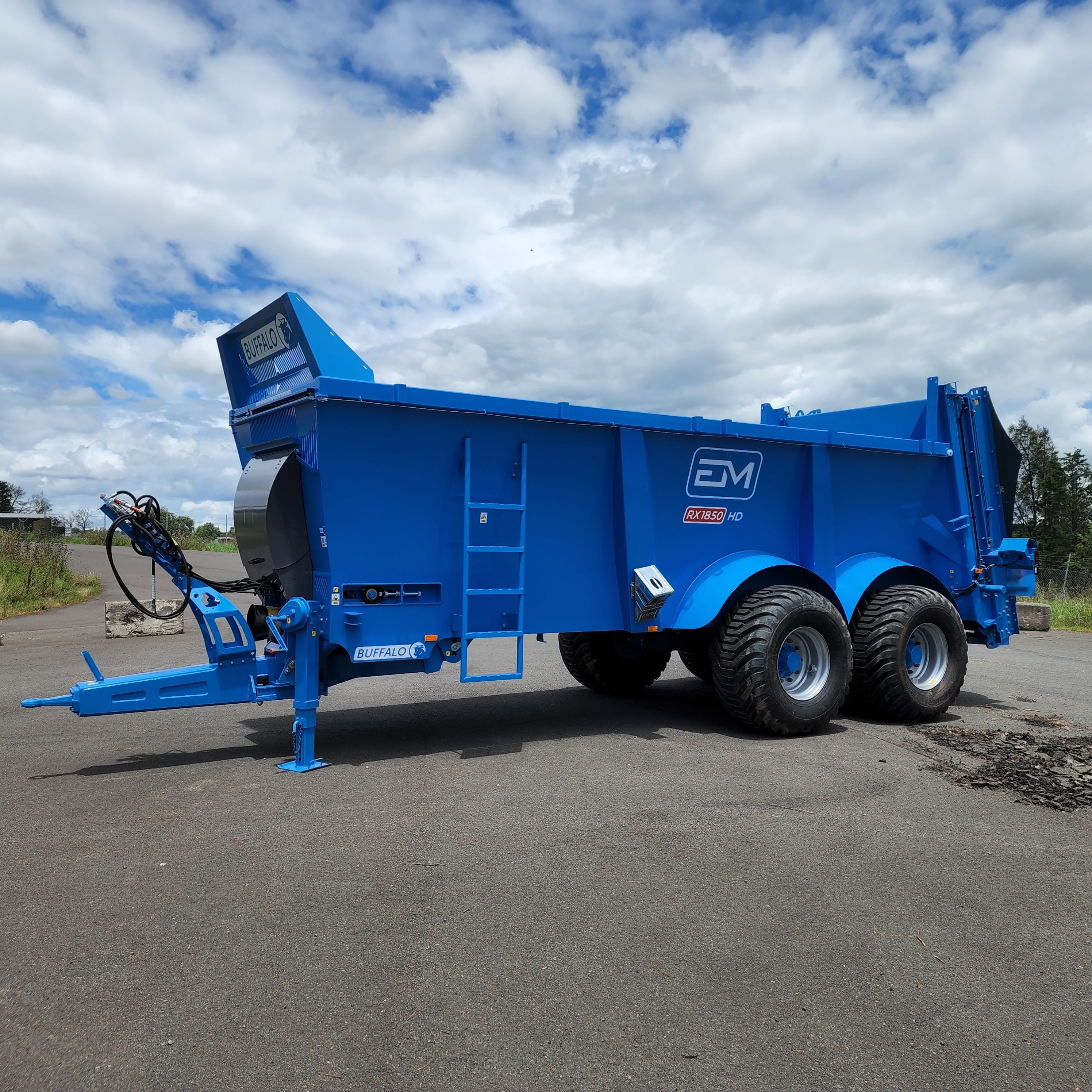 Buffalo RX-1850HD+ (std) Manure Spreader