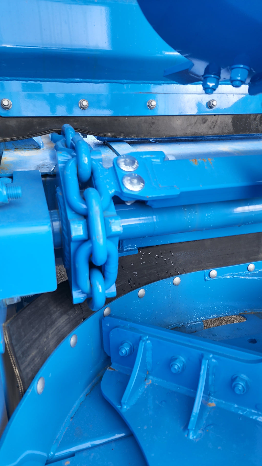 Buffalo RX-1010 Manure Spreader