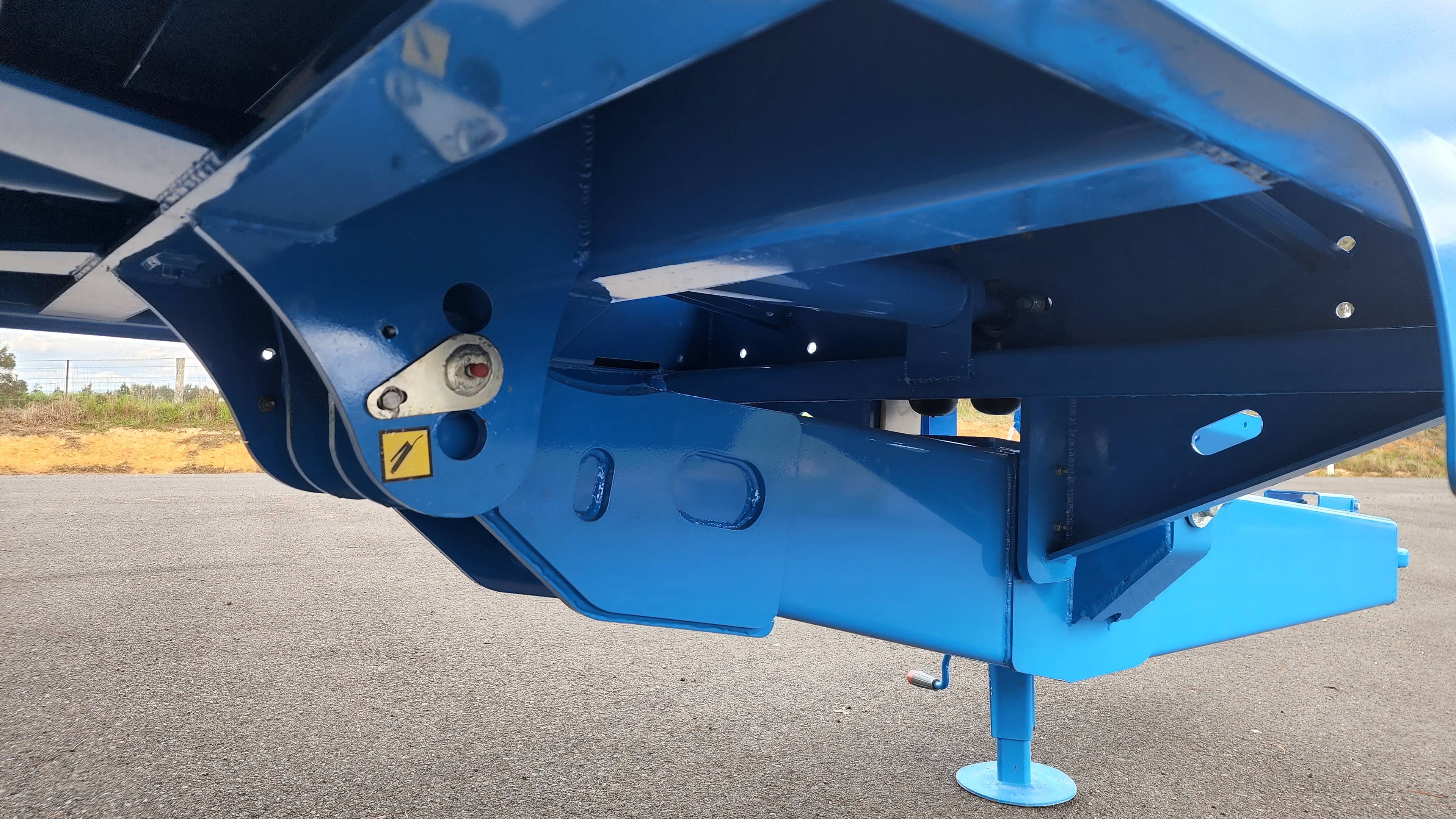 Buffalo RX-1010 Manure Spreader