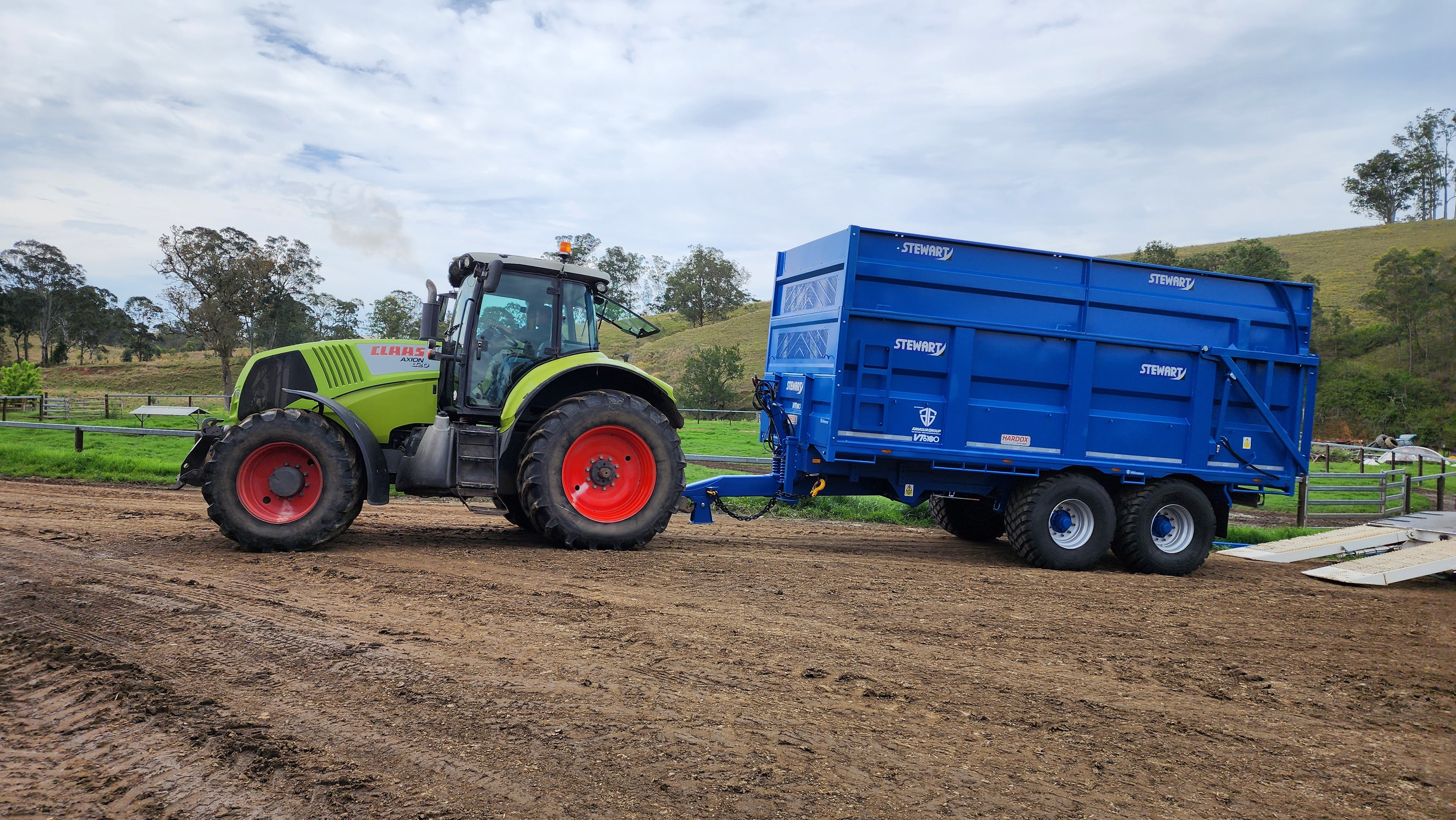 VT-6100 Versatile Farm Trailer - Silage / Grain / Gravel / Hay