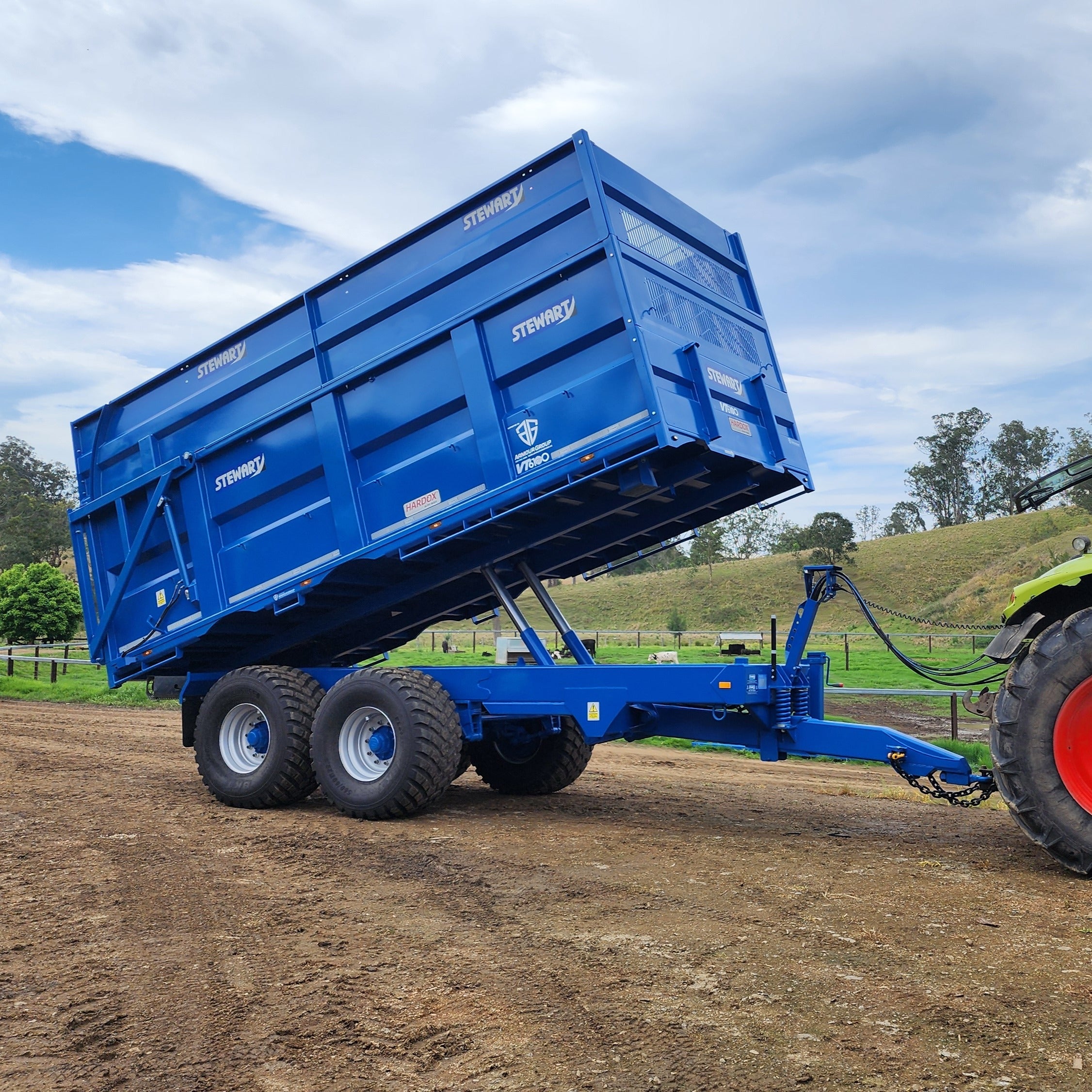 VT-6100 Versatile Farm Trailer - Silage / Grain / Gravel / Hay