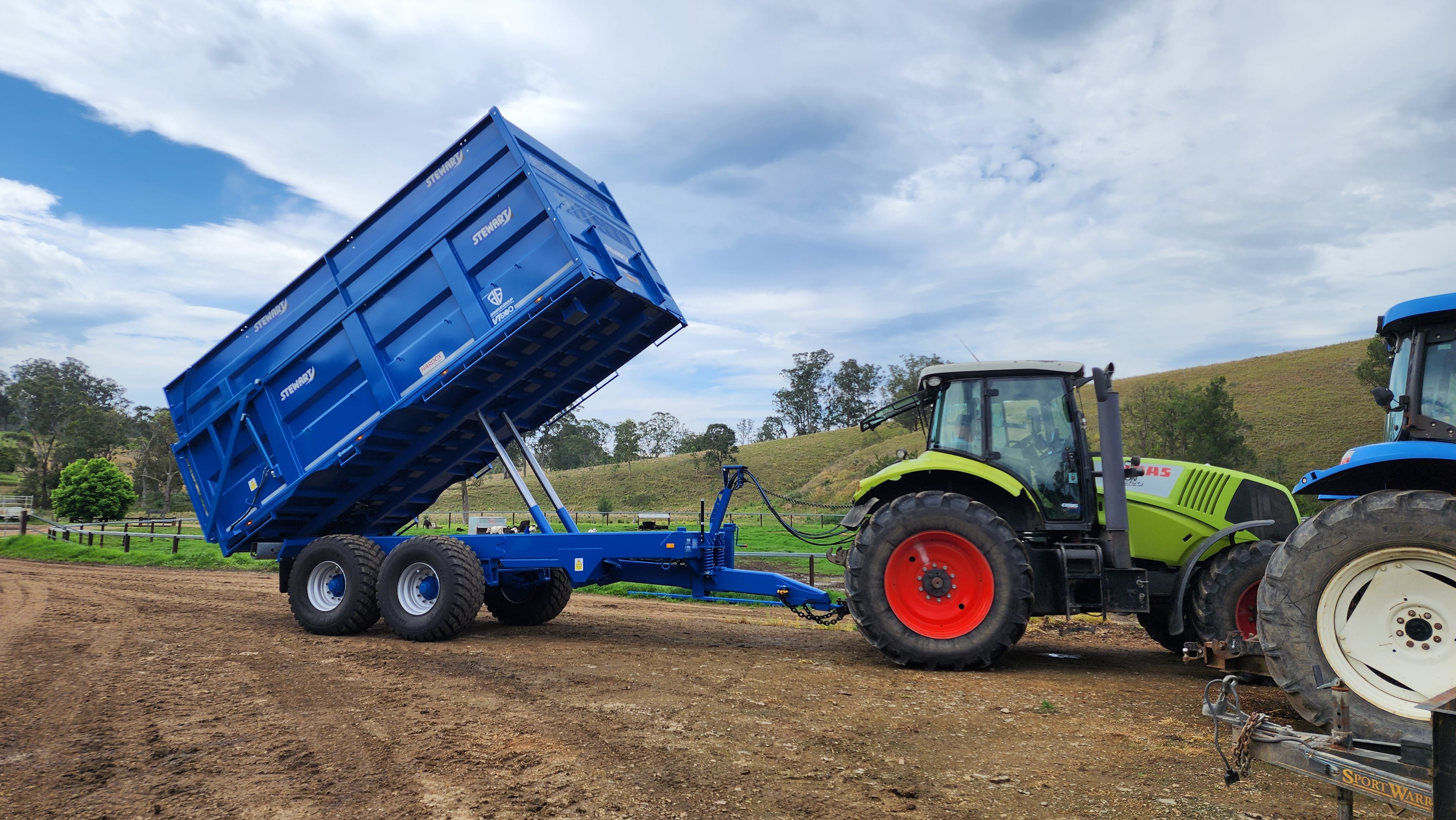VT-6100 Versatile Farm Trailer - Silage / Grain / Gravel / Hay