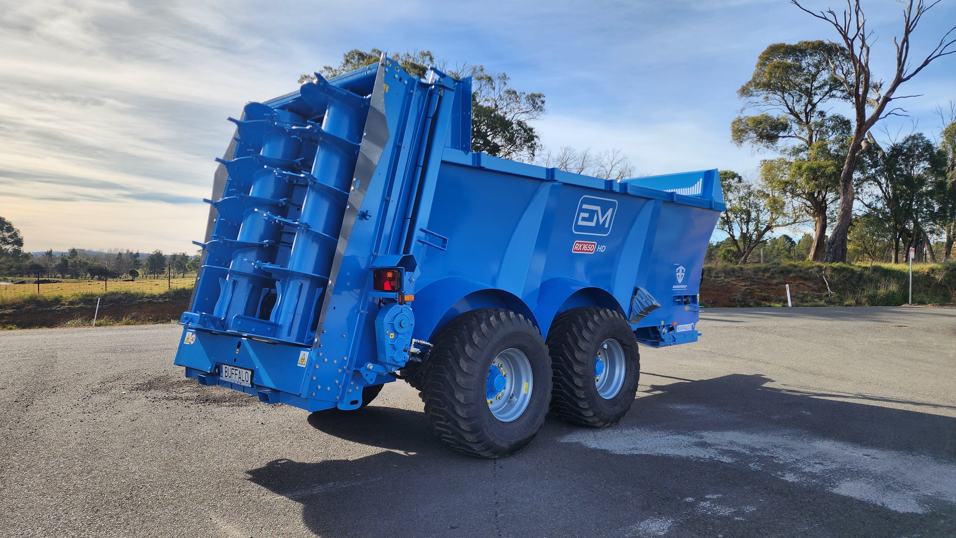 Buffalo RX-1650 Manure Spreader