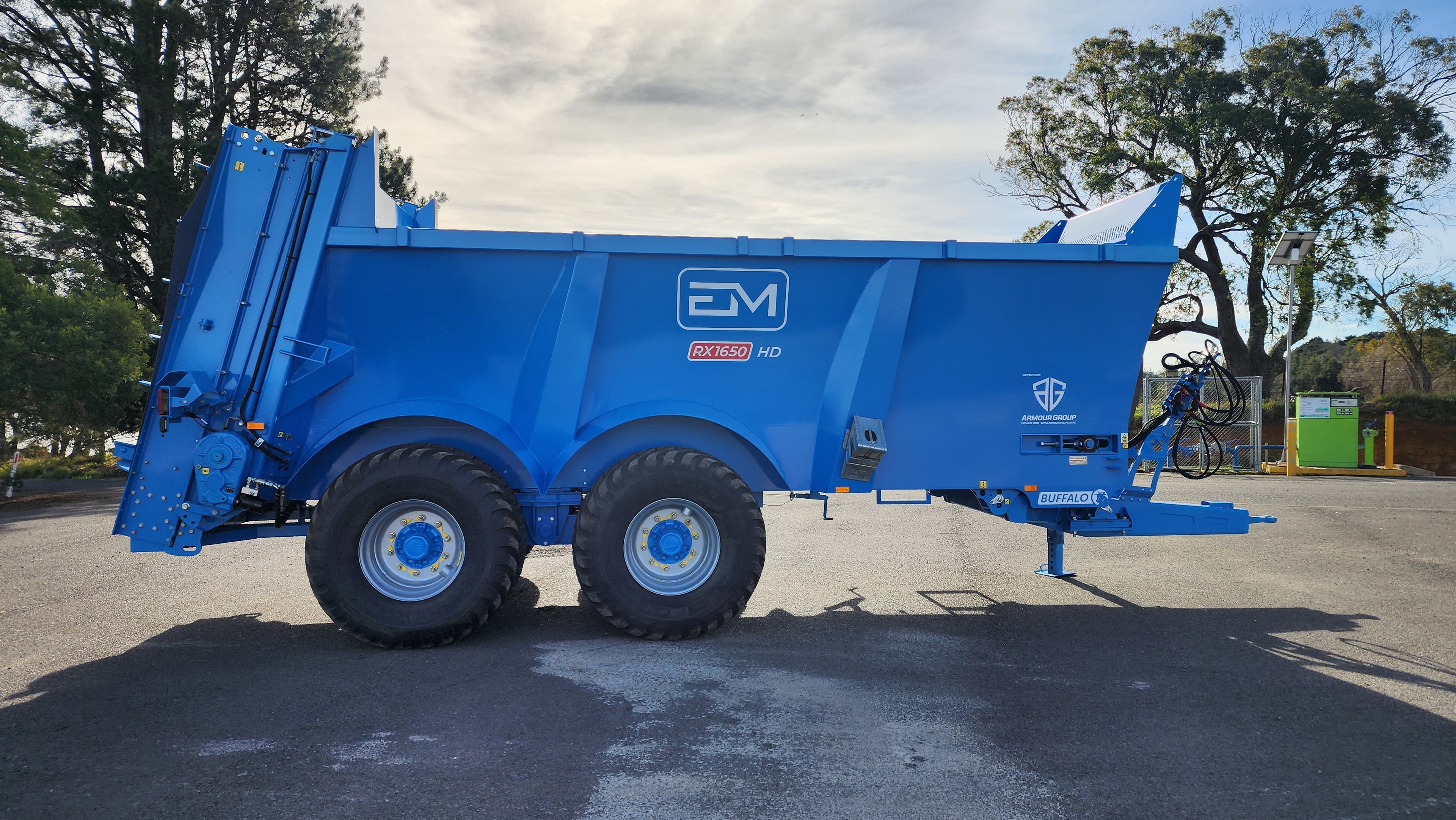 Buffalo RX-1650 Manure Spreader