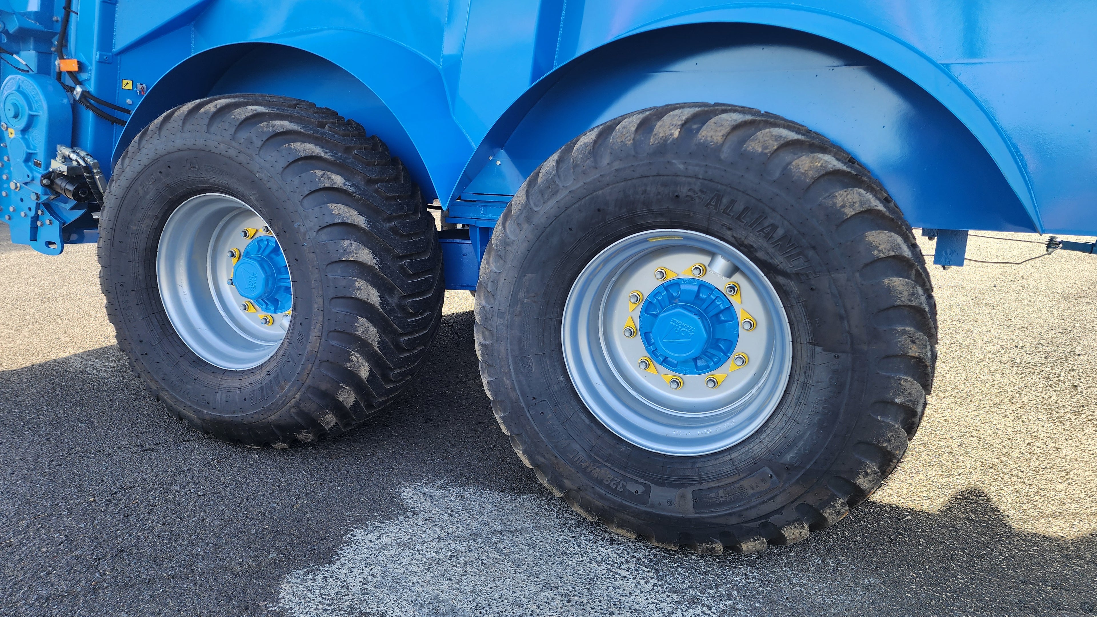 Buffalo RX-1650 Manure Spreader