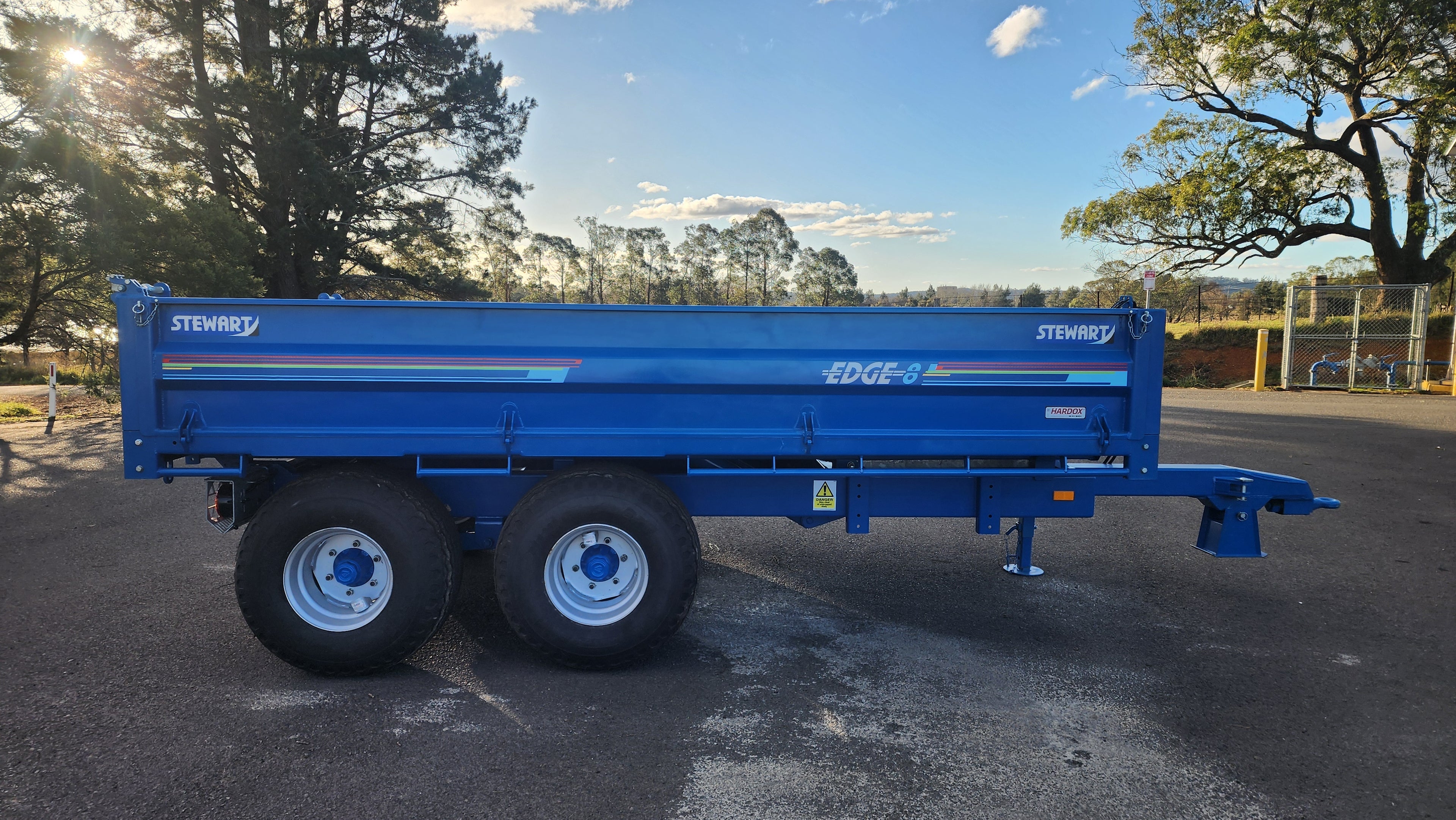 EDGE-8 Drop Side Tipping Trailer