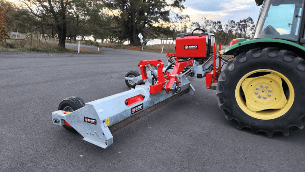 Armour Dual Roller Weed Wiper, "Weed Wipeout" - 5.7m 3PL