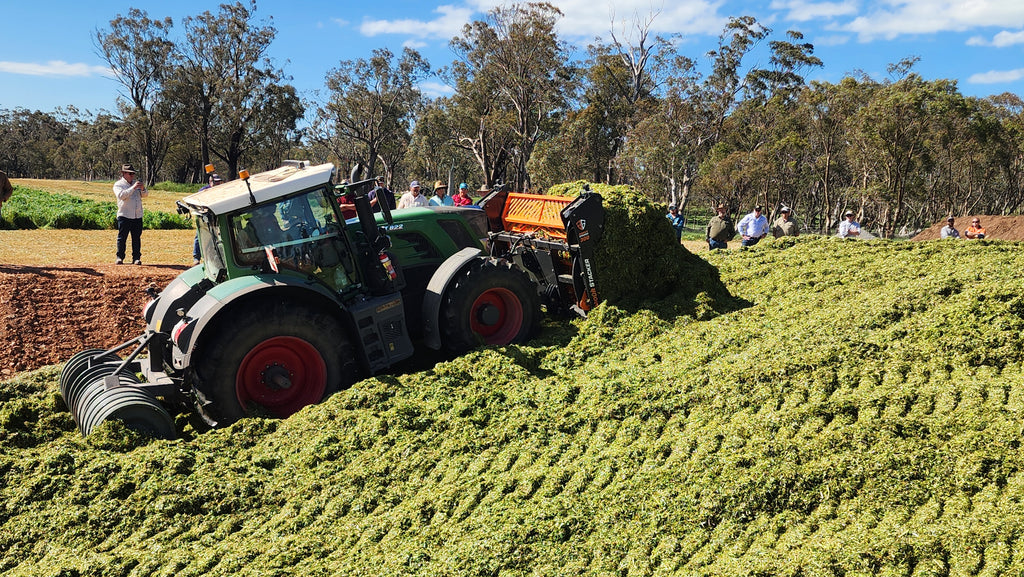 Armour Stacker Push-Off Silage Buckrake