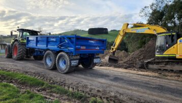 VT5500 Versatile Farm Trailer with Grain, Rock, Gravel and Silage Side Options 5.5m