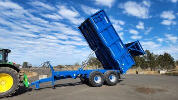 VT5500 Versatile Farm Trailer with Grain, Rock, Gravel and Silage Side Options 5.5m